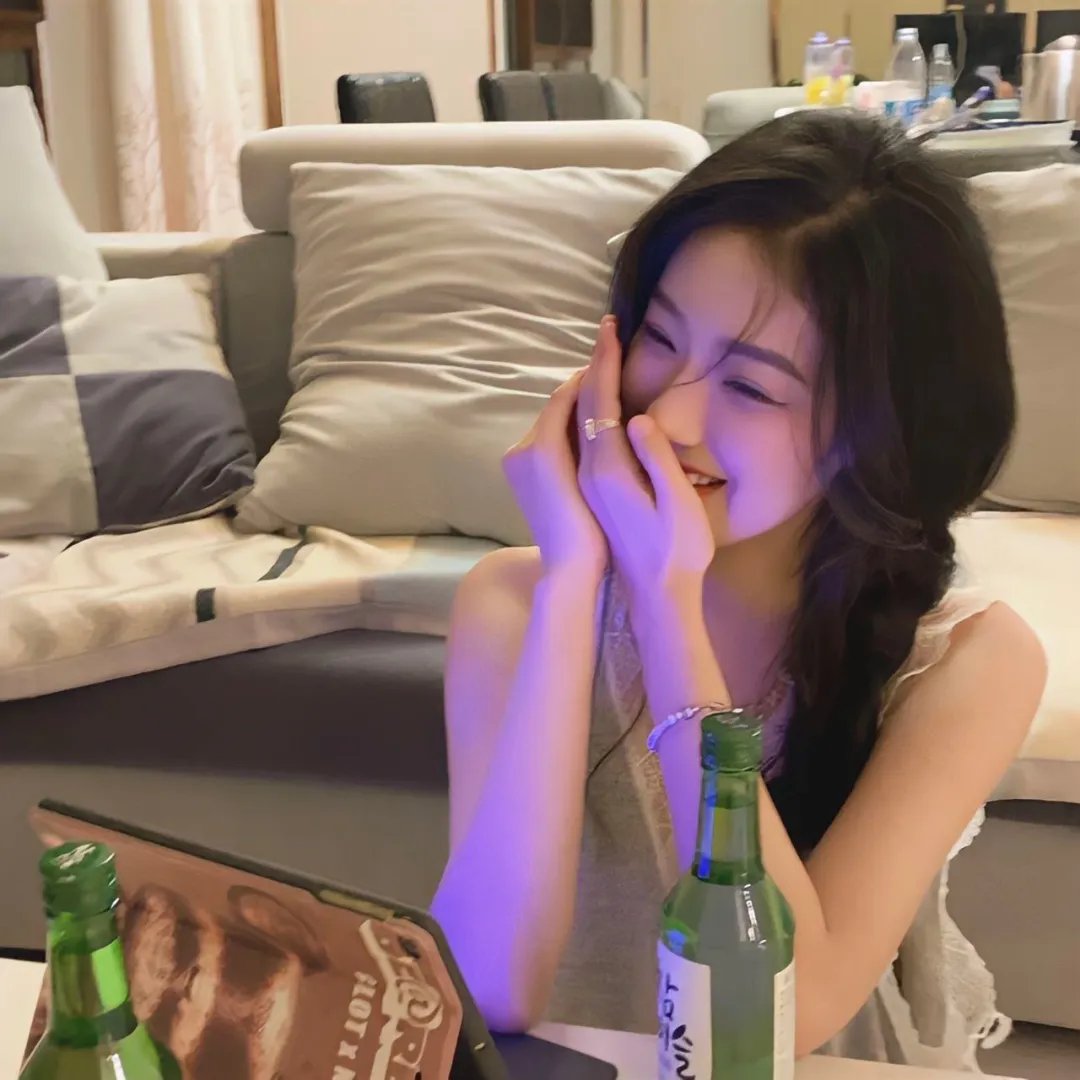 白色微笑